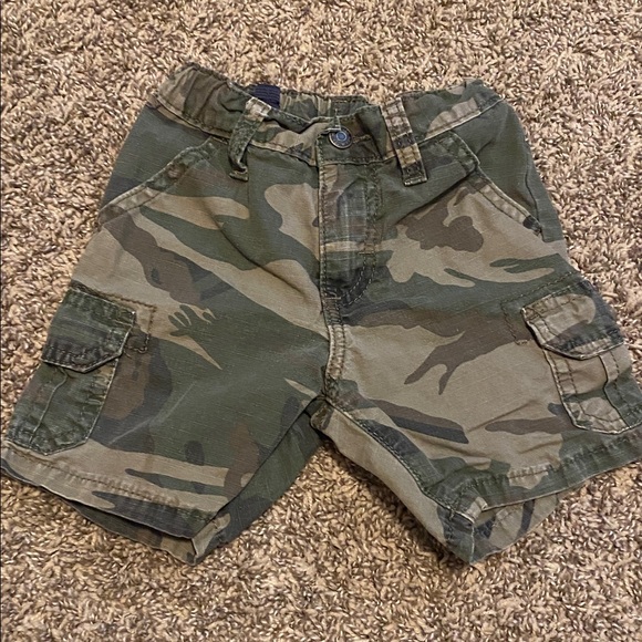 Boys Shorts Bundle 3T 6 Piece - Picture 7 of 8